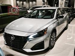 نيسان ألتيما